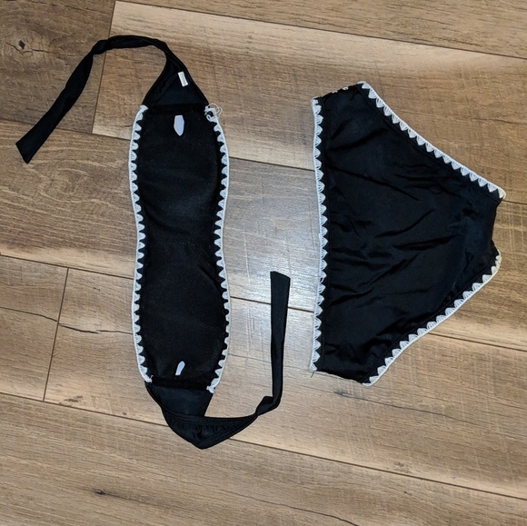 Strapless Bikini - Picture 2 of 2